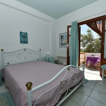 Nathalie's House On شقة Kardhianí